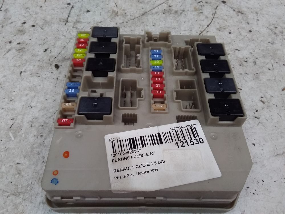 PLATINE FUSIBLE AV Renault Clio 3 R121530 EUR 85,00 PicClick FR