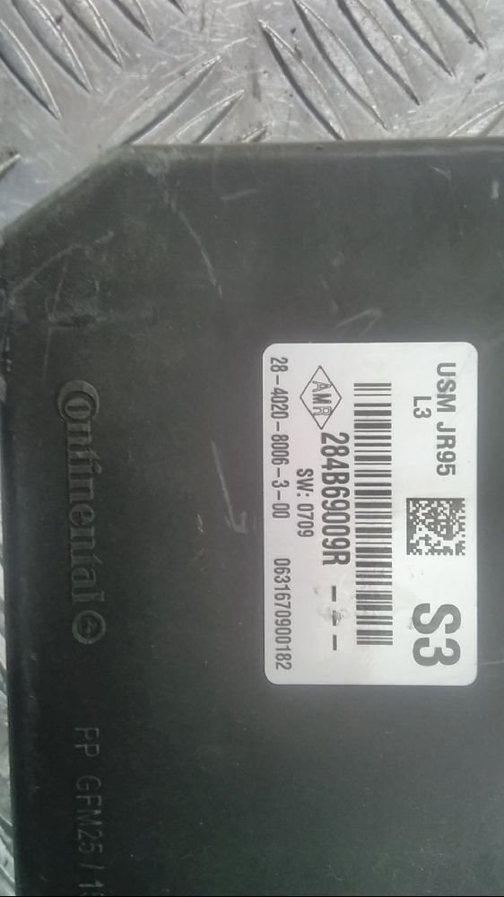 PLATINE FUSIBLE AV Renault Scenic 3 R126392 EUR 55,00 PicClick FR