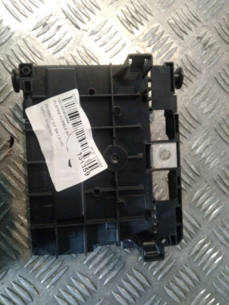 PLATINE FUSIBLE AV Peugeot 207 Sw 6580Nj R 131359 EUR 85 00 PicClick FR platine-fusible-av-peugeot-207-sw-6580nj-r-131359-eur-85-00-picclick-fr