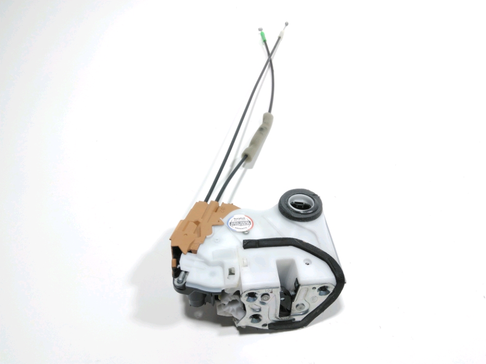 Serrure de porte avant droite