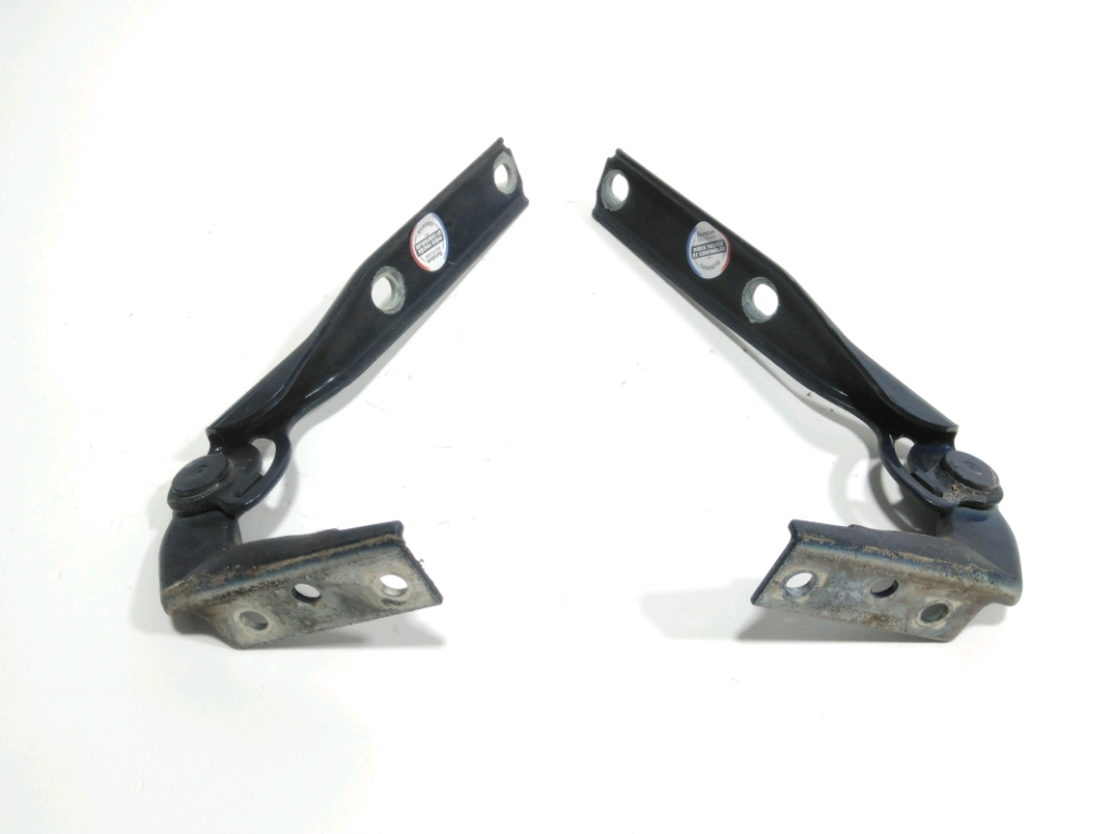 Jeu de charnières de capot