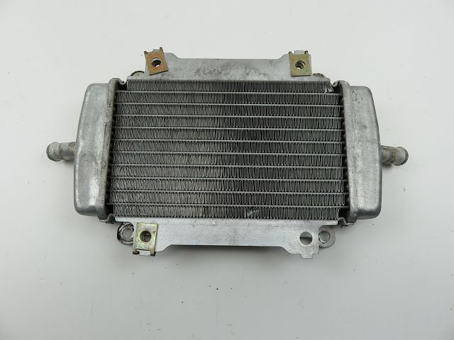RADIATEUR EAU GAUCHE