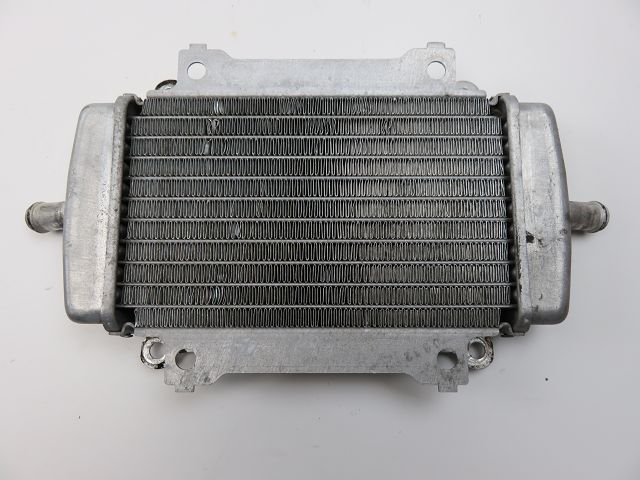 RADIATEUR EAU DROIT
