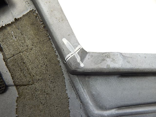 CACHE LATERAL DROIT