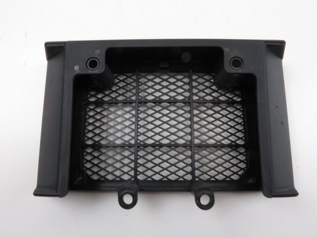 GRILLE DE RADIATEUR