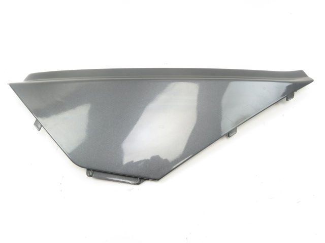 CACHE LATERAL GAUCHE