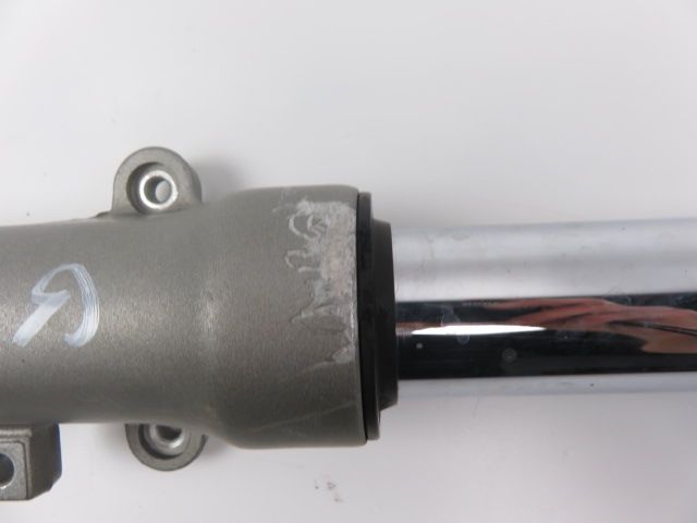 TUBE DE FOURCHE GAUCHE
