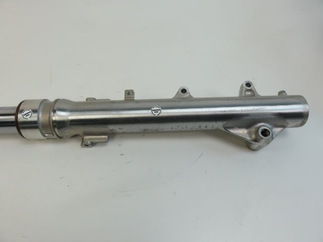 TUBE DE FOURCHE GAUCHE