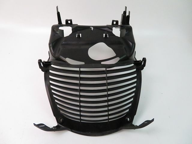 GRILLE DE RADIATEUR