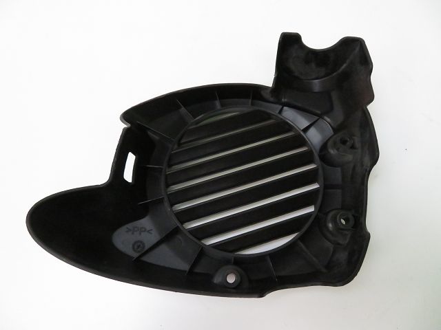 GRILLE DE RADIATEUR