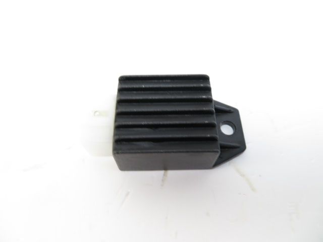 REGULATEUR DE TENSION