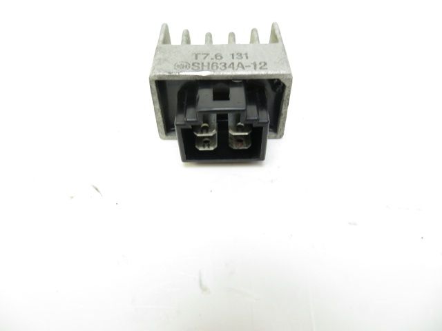 REGULATEUR DE TENSION