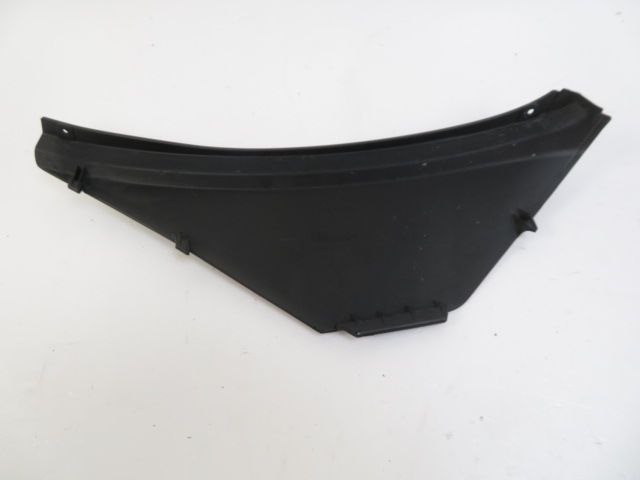 CACHE LATERAL GAUCHE