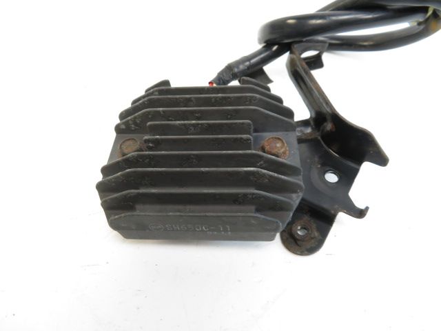 REGULATEUR DE TENSION