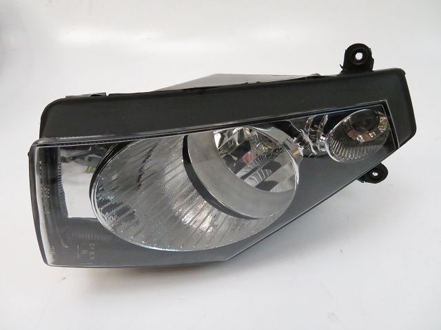 OPTIQUE AVANT GAUCHE