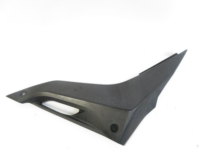 CACHE LATERAL GAUCHE