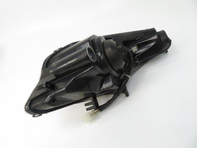 OPTIQUE AVANT GAUCHE