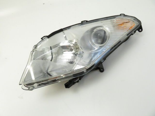 OPTIQUE AVANT GAUCHE