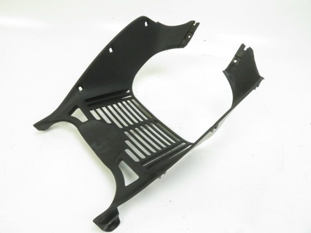 GRILLE DE RADIATEUR