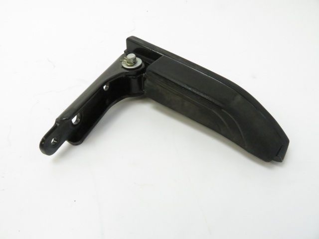 Repose pieds arriere droit