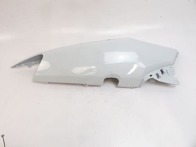 Carenage arriere droit