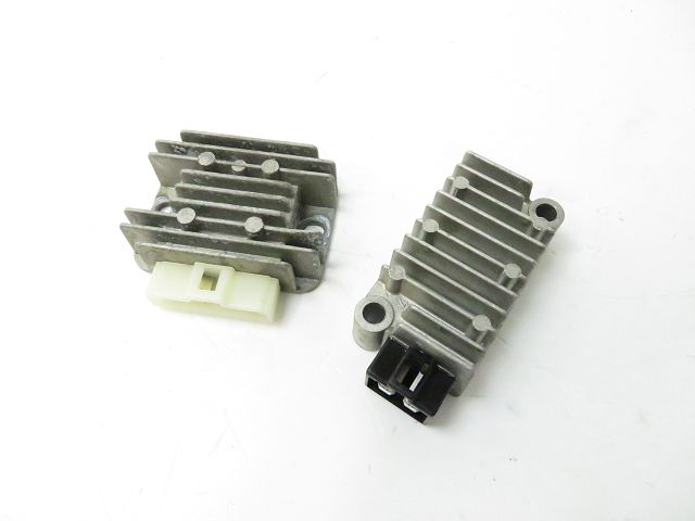 REGULATEUR DE TENSION