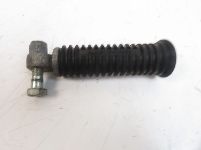 Repose pieds arriere droit