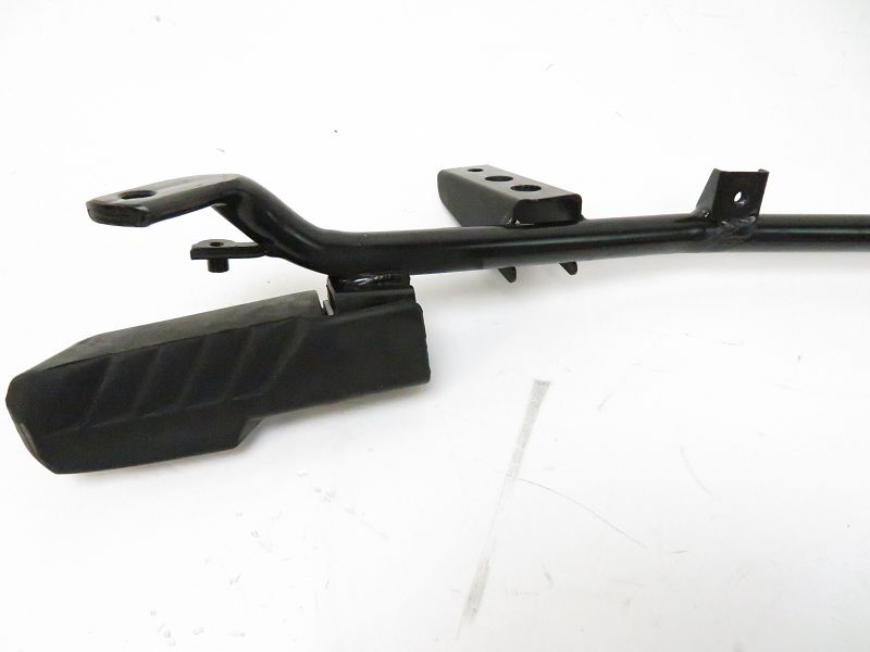 PLATINE ET REPOSE PIEDS ARRIERE DROIT