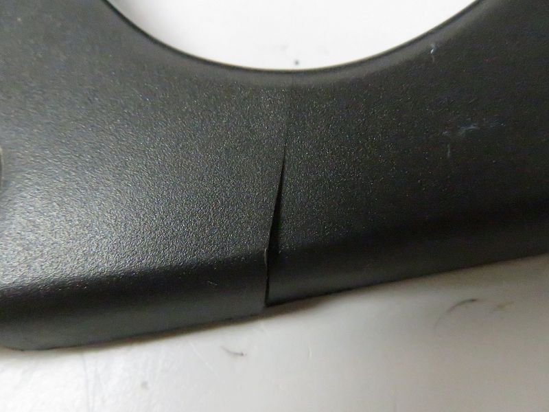 CACHE LATERAL GAUCHE