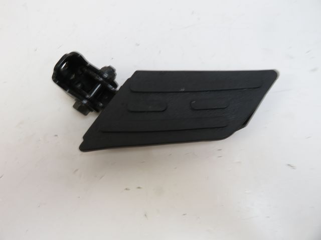 REPOSE PIEDS ARRIERE GAUCHE