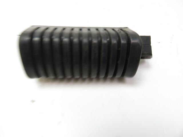 Repose pieds arriere droit