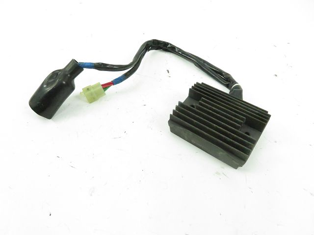 REGULATEUR DE TENSION