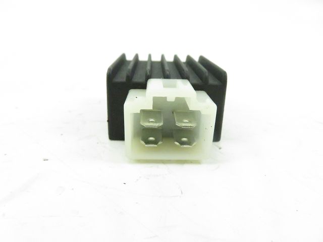 REGULATEUR DE TENSION