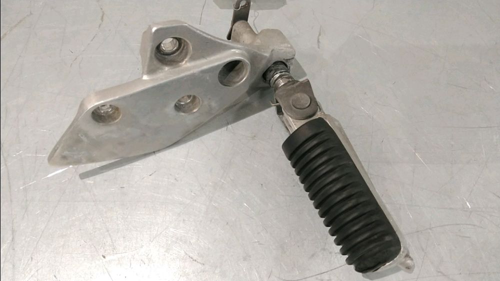 PLATINE AVANT DROITE COMPLETE