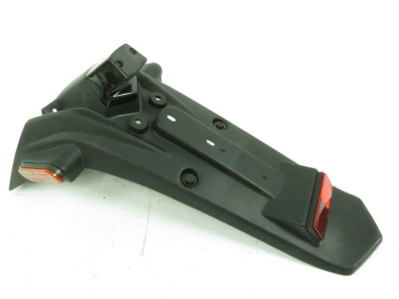 Support de plaque et eclairage