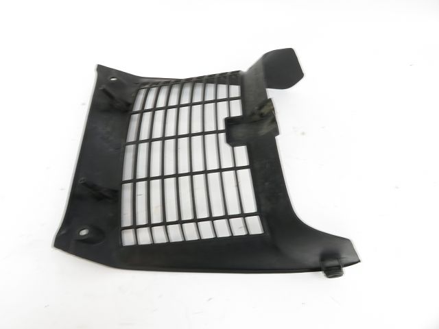 GRILLE DE RADIATEUR