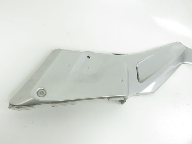 CACHE LATERAL GAUCHE