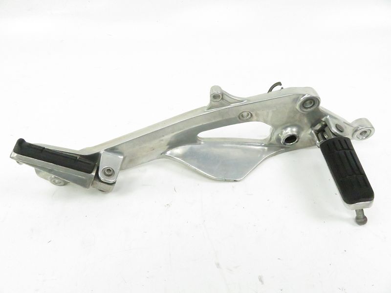 PLATINE AVANT DROITE COMPLETE