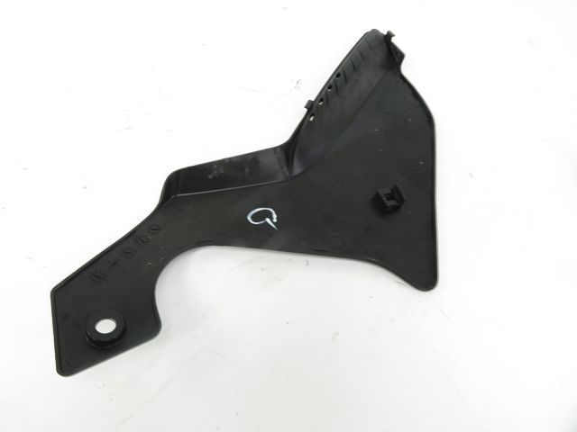 CACHE LATERAL GAUCHE