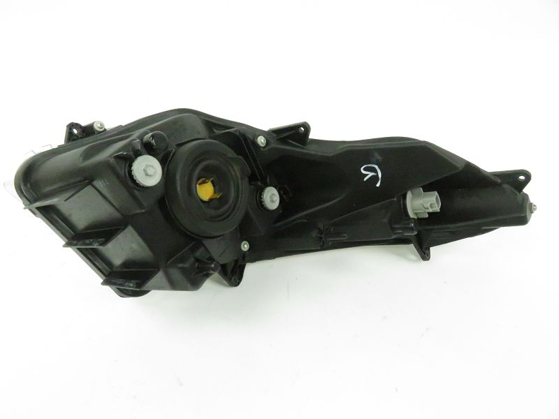 OPTIQUE AVANT GAUCHE