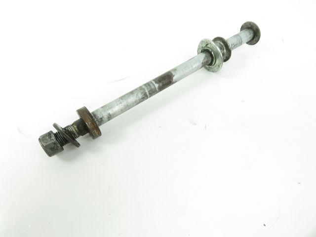 AXE DE ROUE AVANT