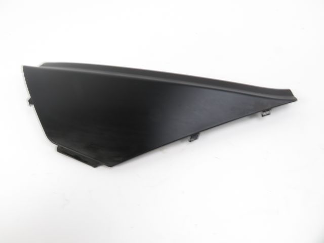 CACHE LATERAL GAUCHE