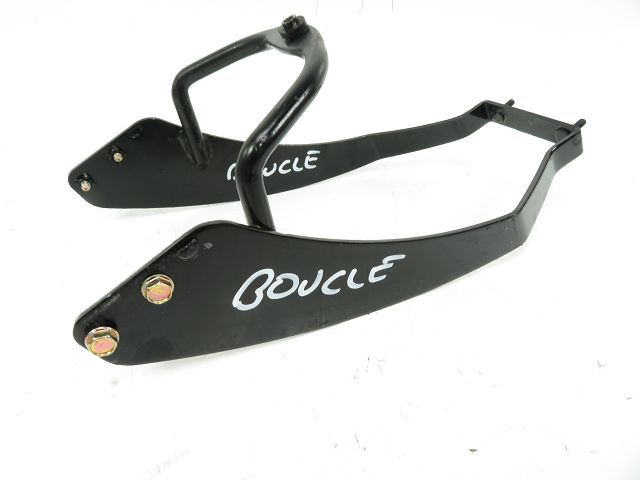 BOUCLE CADRE ARRIERE