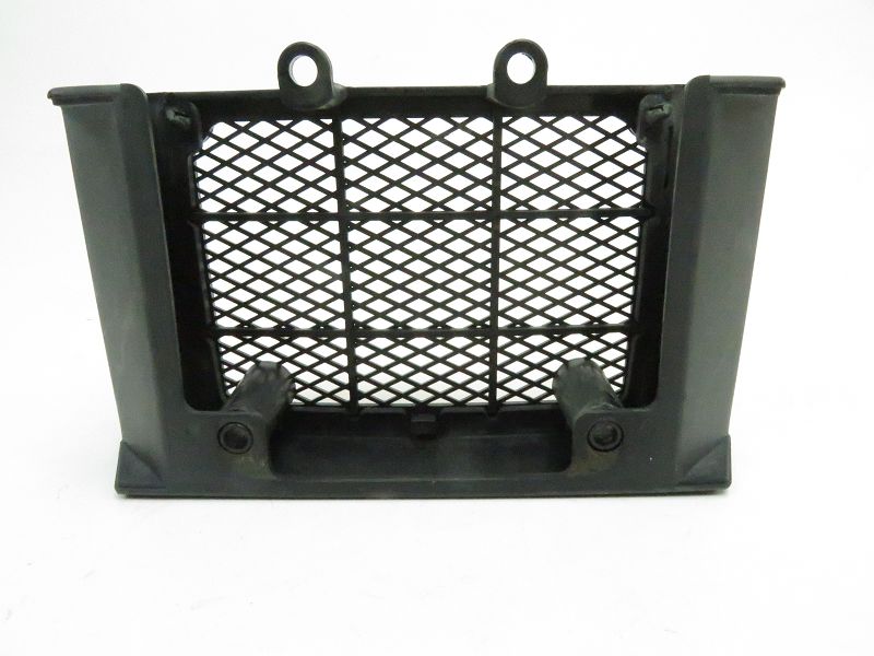 GRILLE DE RADIATEUR