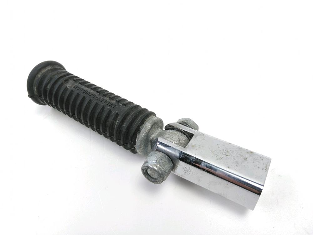 Repose pieds arriere gauche