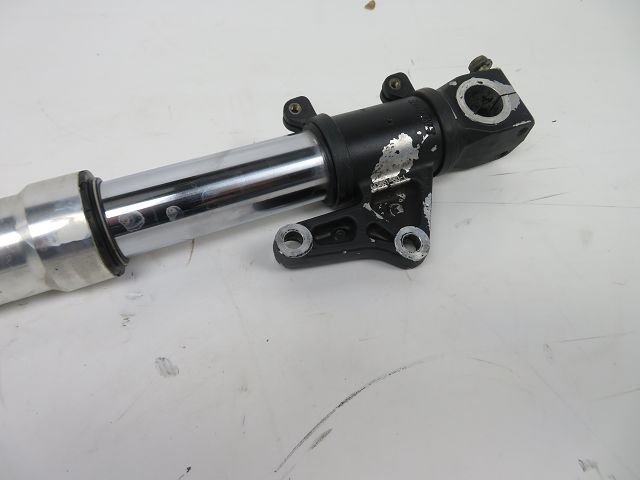 TUBE DE FOURCHE GAUCHE