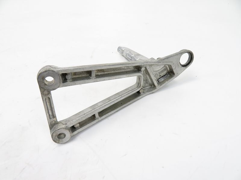 PLATINE ARRIERE DROITE COMPLETE