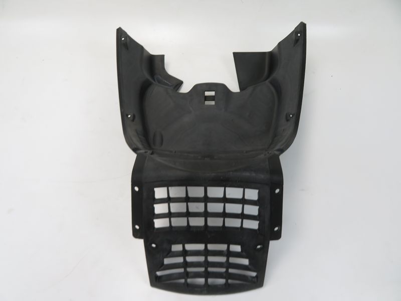 GRILLE DE RADIATEUR