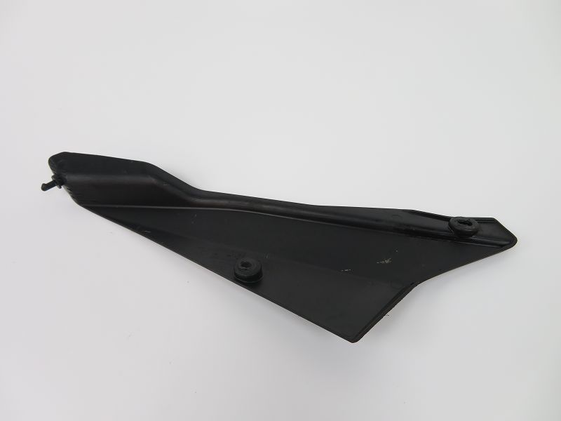 CACHE LATERAL GAUCHE