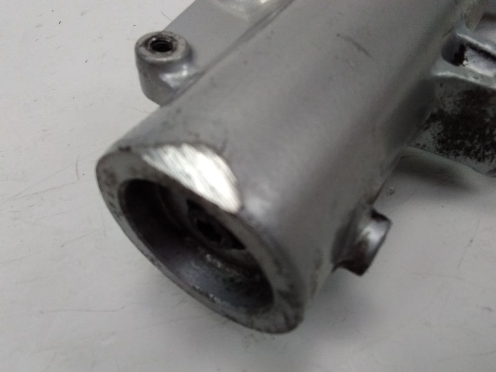 TUBE DE FOURCHE GAUCHE